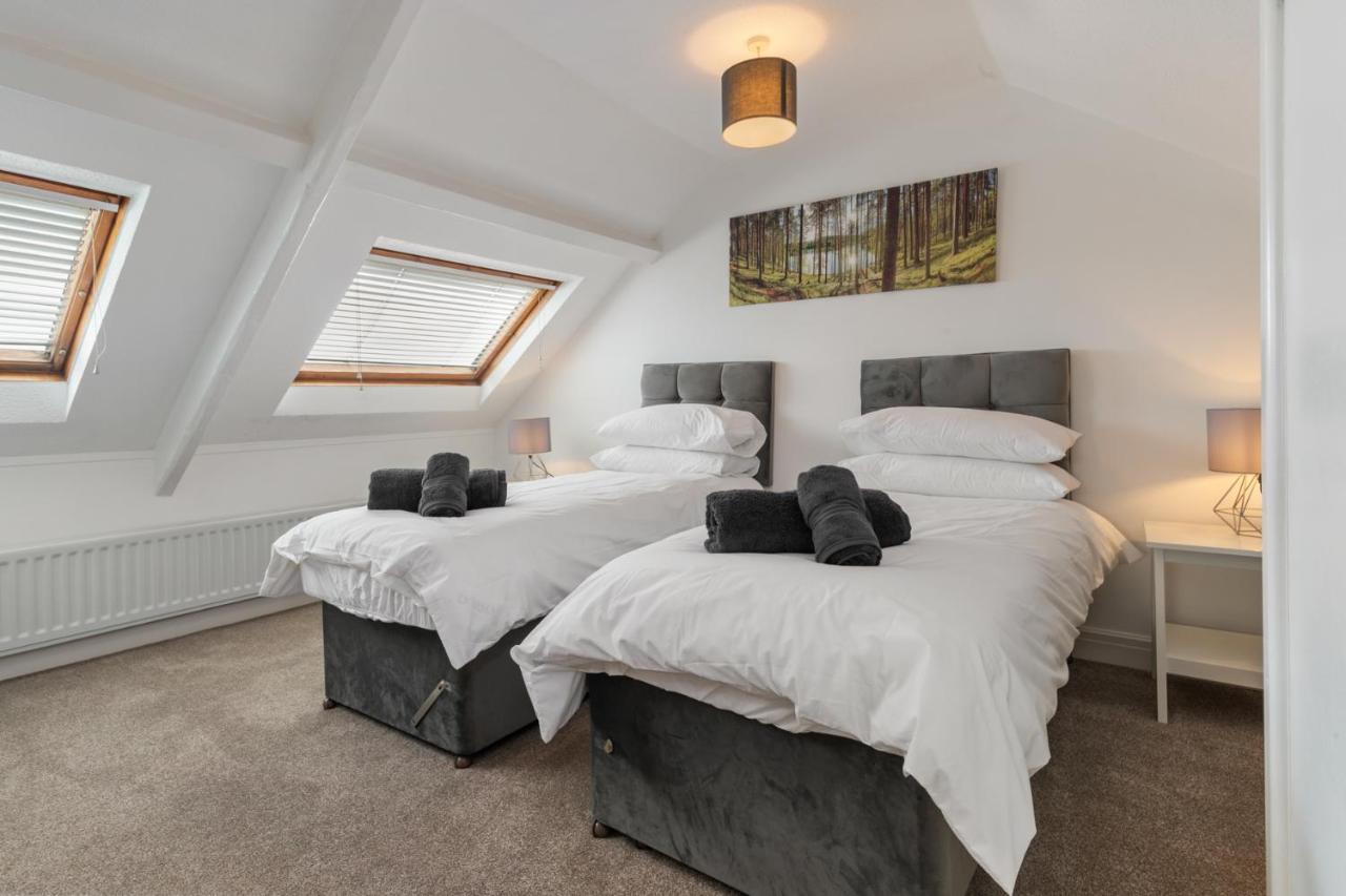 Ivydene - Beautiful Cottage, Stone Throw From Beach, Wonderful Sea Views Saundersfoot Bagian luar foto