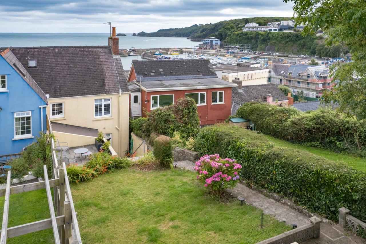 Ivydene - Beautiful Cottage, Stone Throw From Beach, Wonderful Sea Views Saundersfoot Bagian luar foto