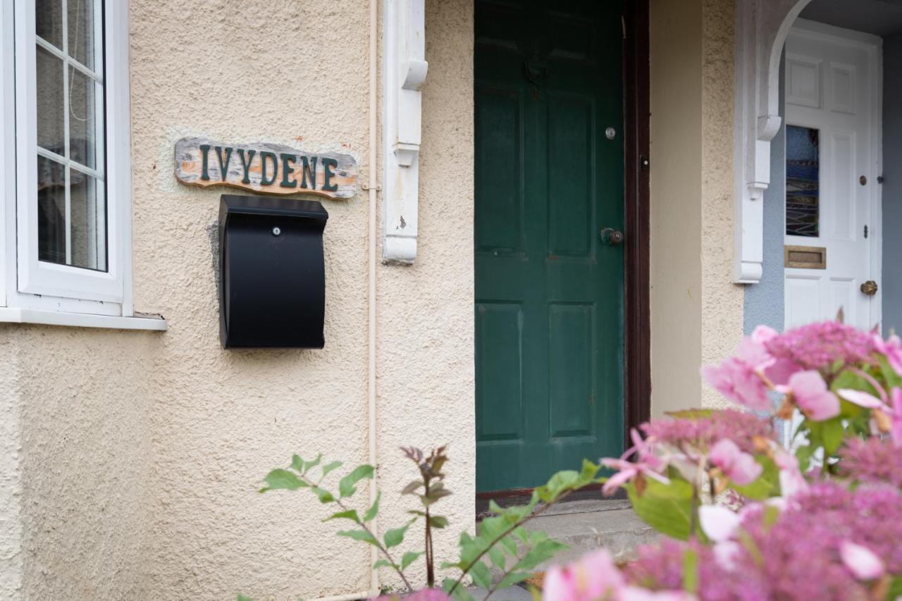 Ivydene - Beautiful Cottage, Stone Throw From Beach, Wonderful Sea Views Saundersfoot Bagian luar foto